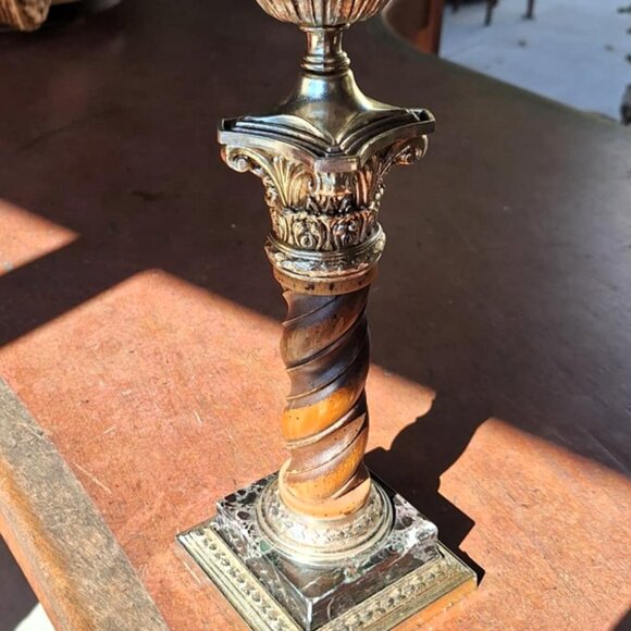 Gorgeous Vintage Dilly MFG Ornate Metal Candle Holder with Marble Base - Picture 12 of 13